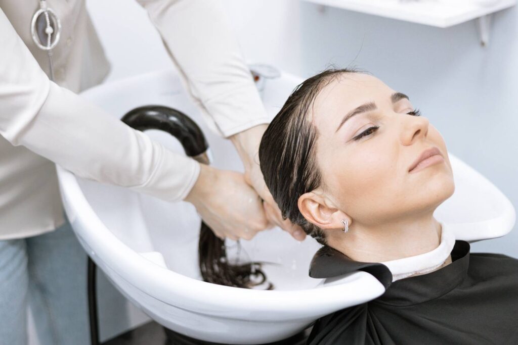 washing off hair care products in the beauty salon 2022 11 12 09 45 29 utc | Studio Fatima - Česká Lípa